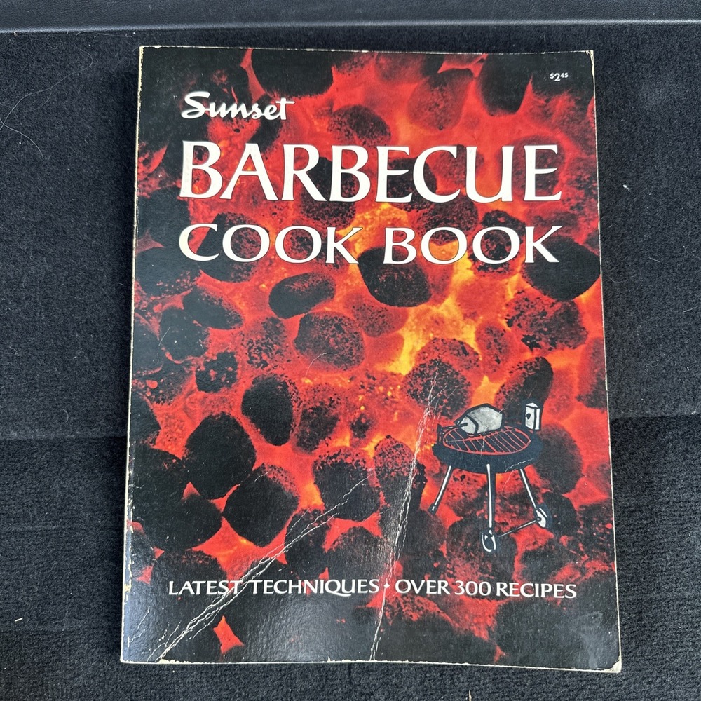 1975 Sunset Barbecue Cook Book - 300 Recipes - Good Condition